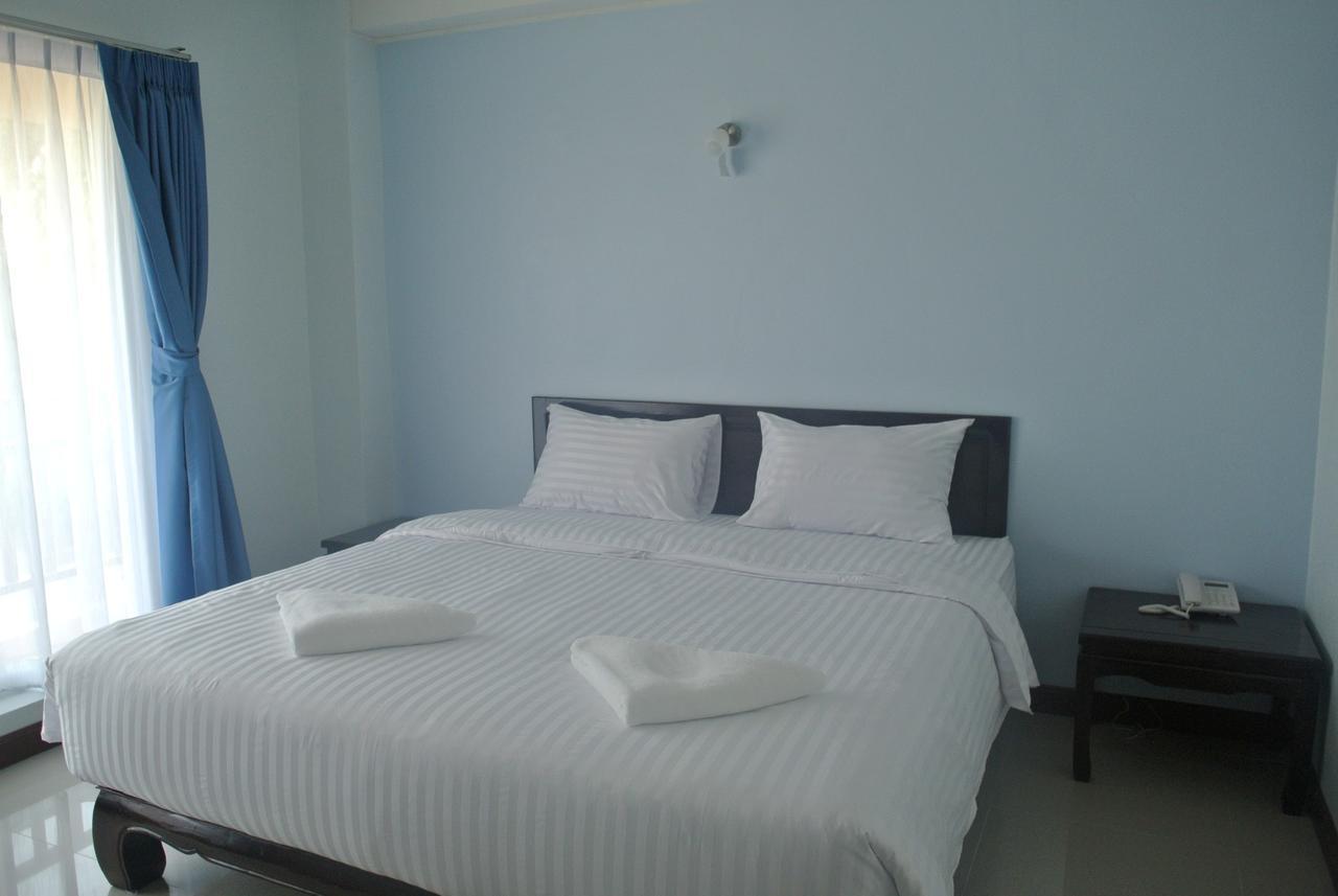Hotel Baan Duangkamol Phitsanulok Esterno foto