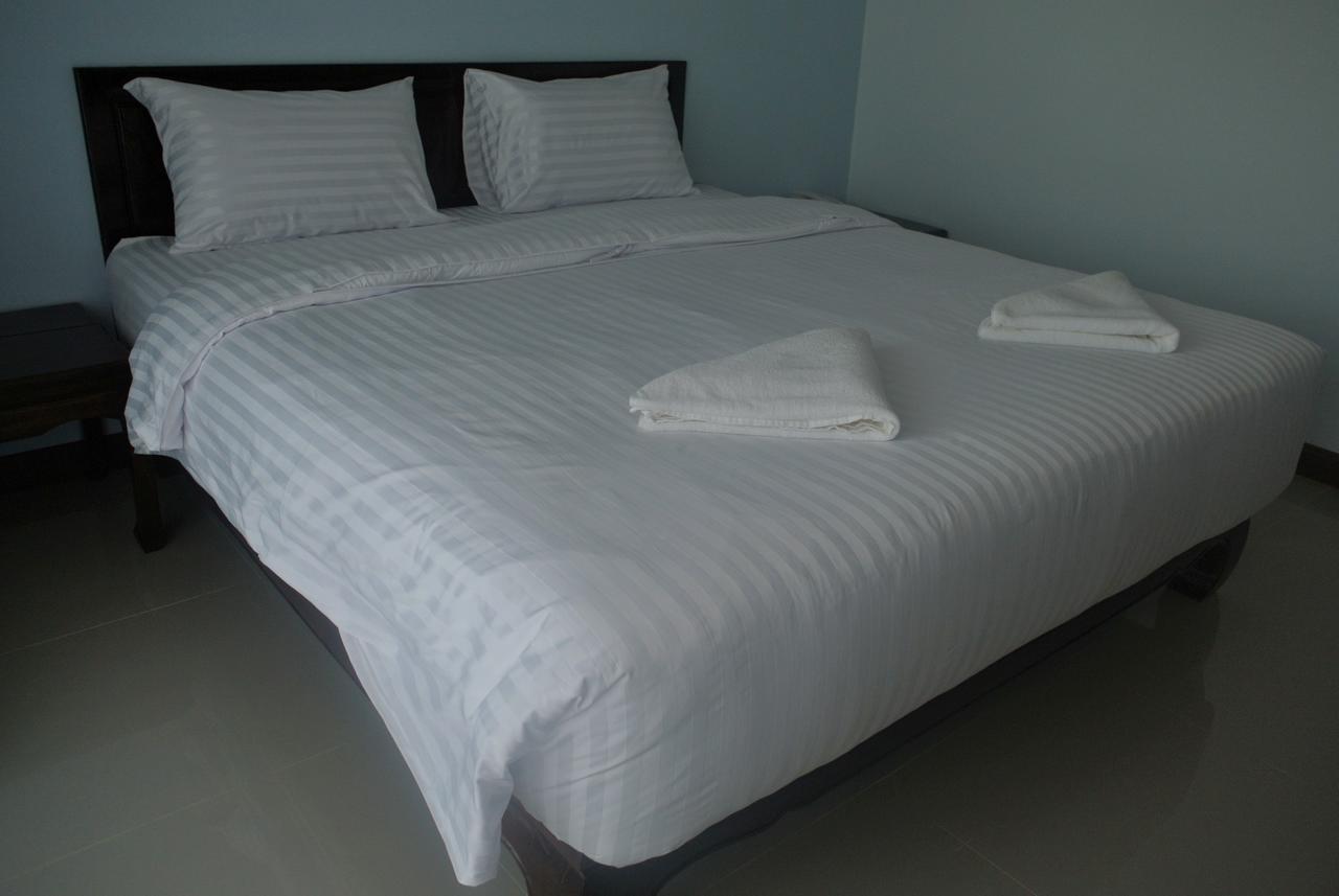 Hotel Baan Duangkamol Phitsanulok Esterno foto