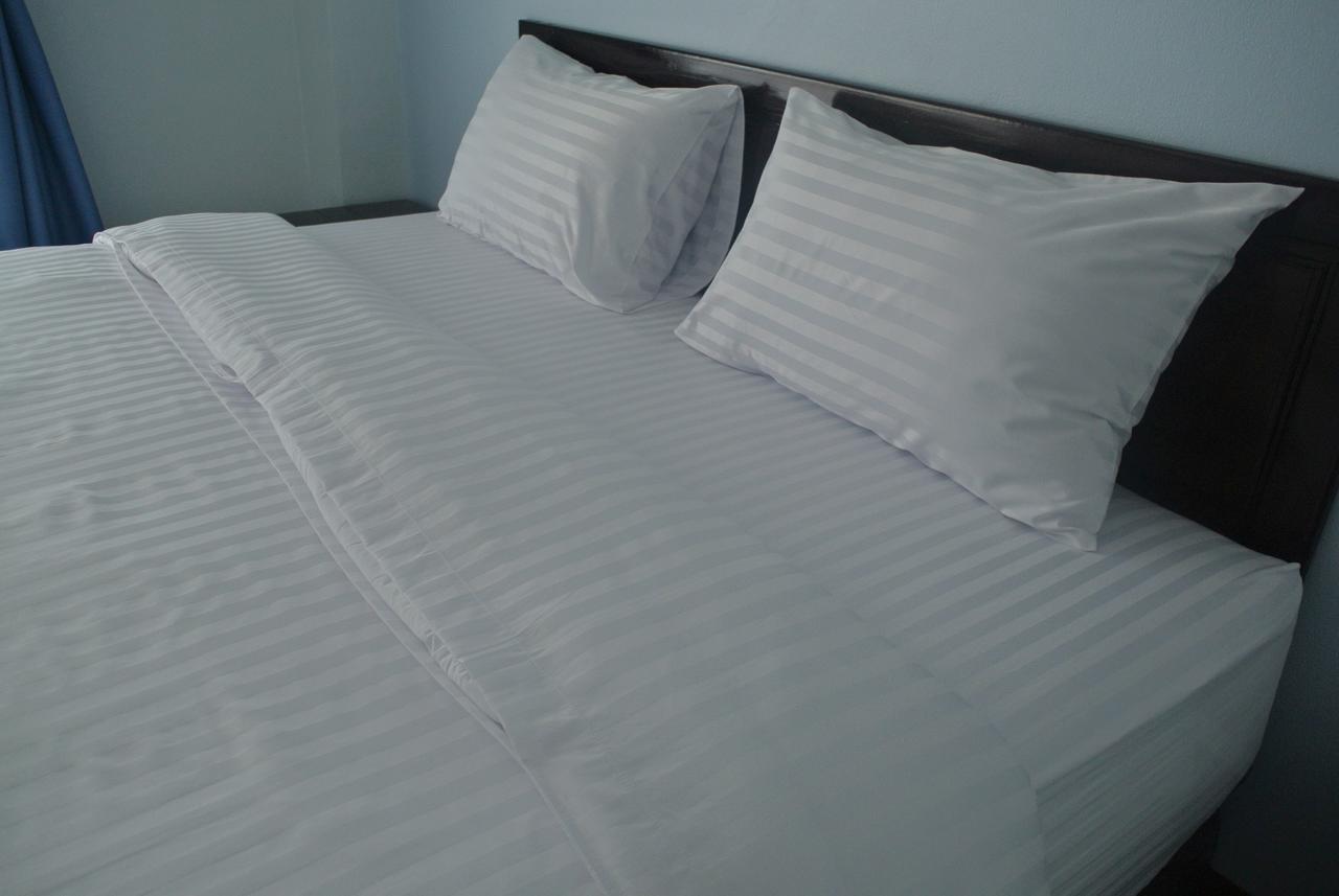 Hotel Baan Duangkamol Phitsanulok Esterno foto