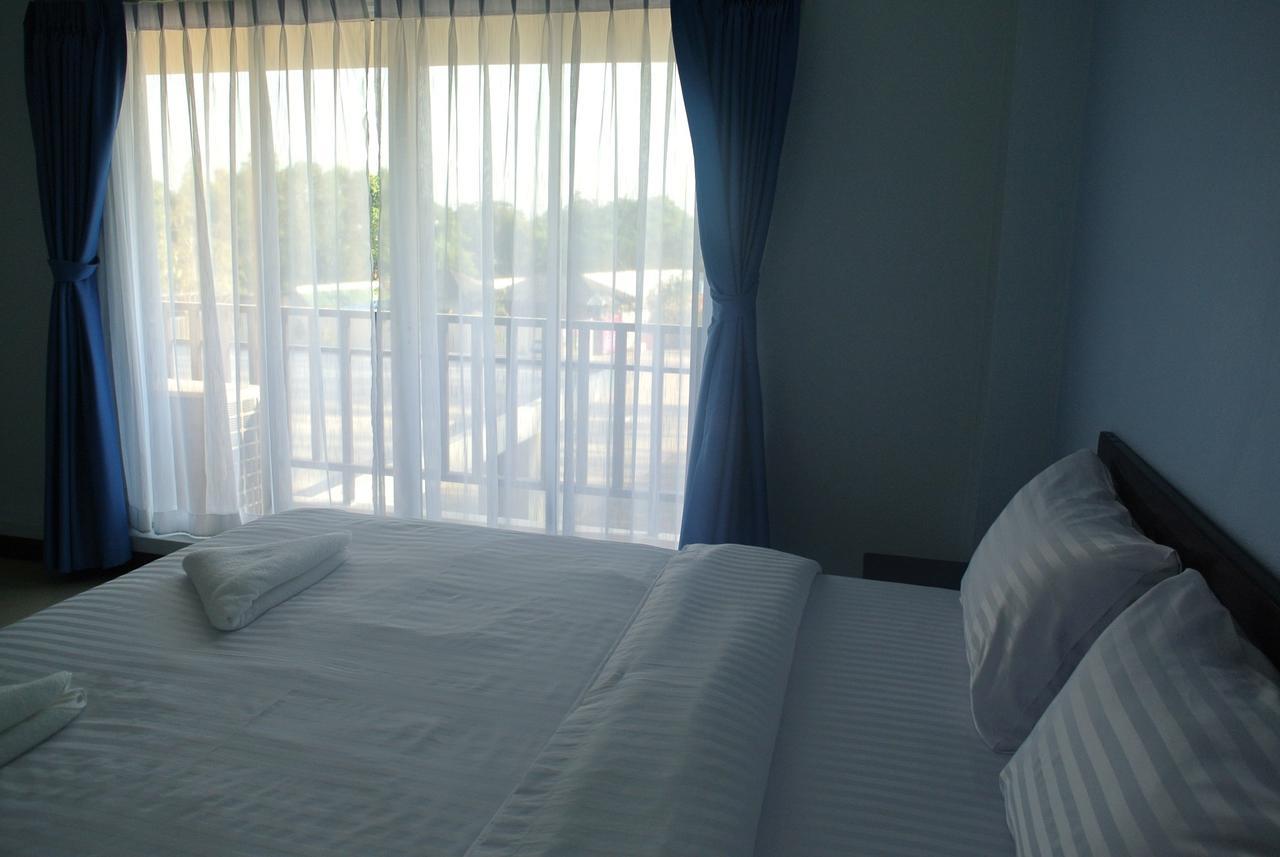 Hotel Baan Duangkamol Phitsanulok Esterno foto
