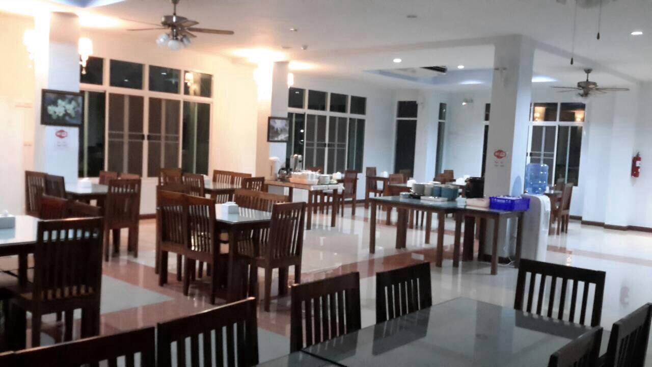Hotel Baan Duangkamol Phitsanulok Esterno foto